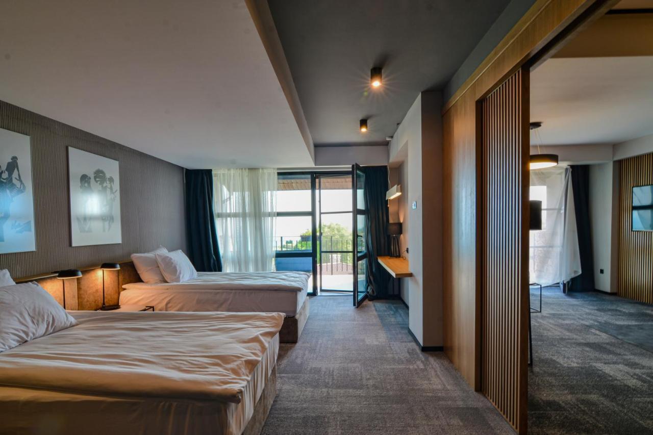 Boutique Hotel By Blacksearama Μπαλτσίκ Εξωτερικό φωτογραφία